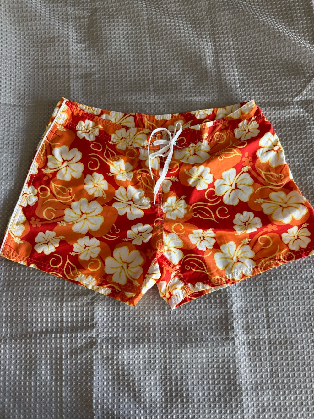 Women's Floral Athletic Swim Shorts Orange/Red Hawaii Youth Size 11 Board shorts
